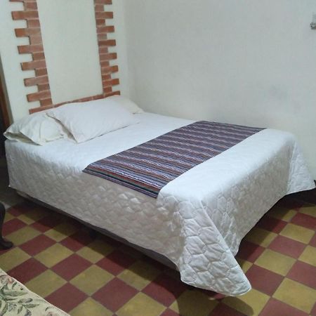 Hotel Acatenango Inn Antigua Zewnętrze zdjęcie
