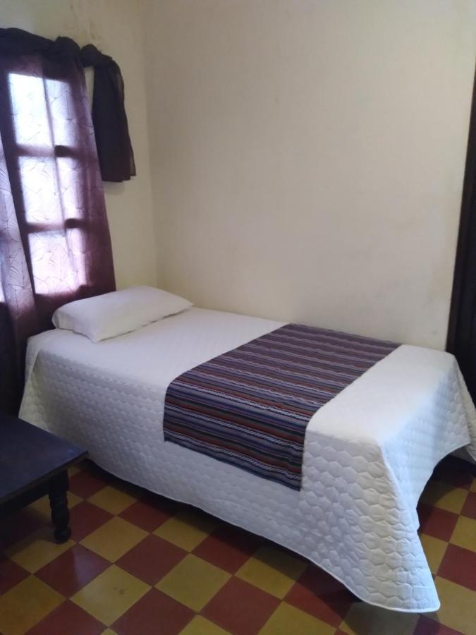 Hotel Acatenango Inn Antigua Zewnętrze zdjęcie