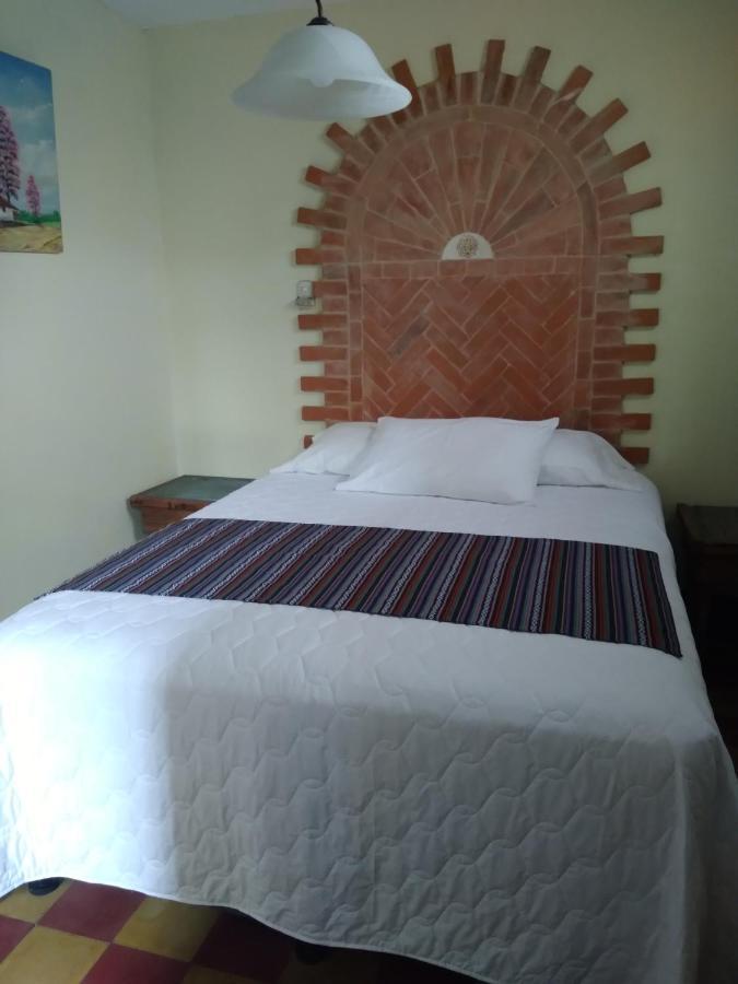 Hotel Acatenango Inn Antigua Zewnętrze zdjęcie