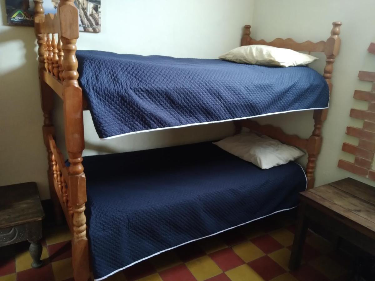Hotel Acatenango Inn Antigua Zewnętrze zdjęcie